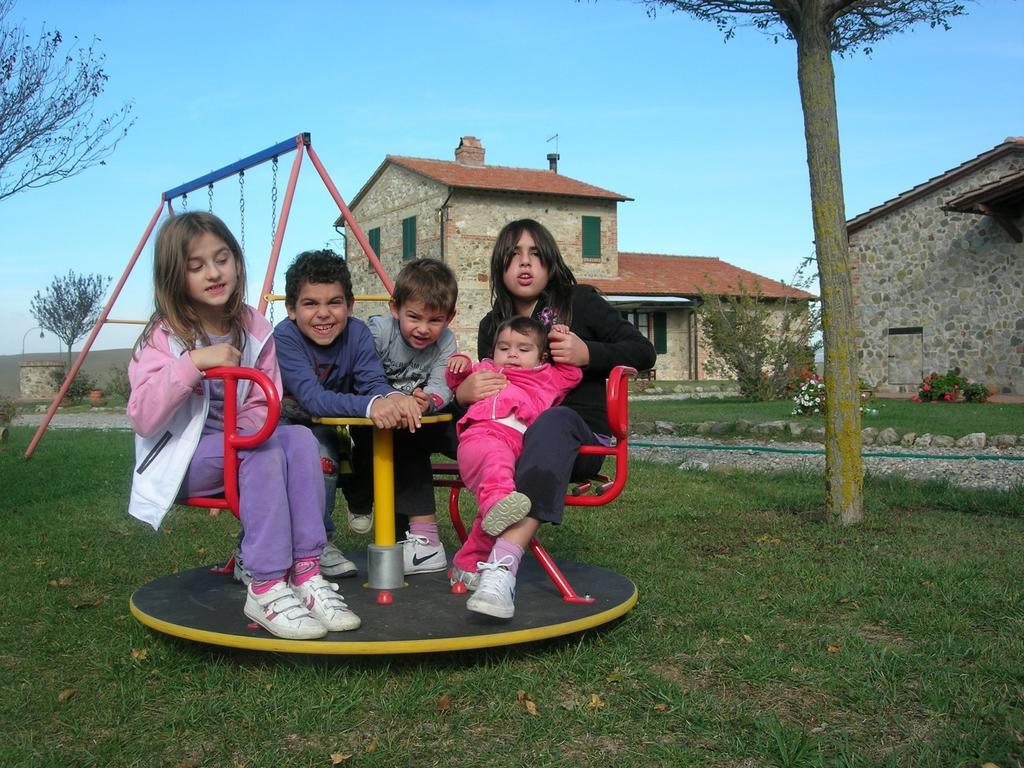 Willa Agriturismo La Valle Del Sole Castiglione dʼOrcia Zewnętrze zdjęcie